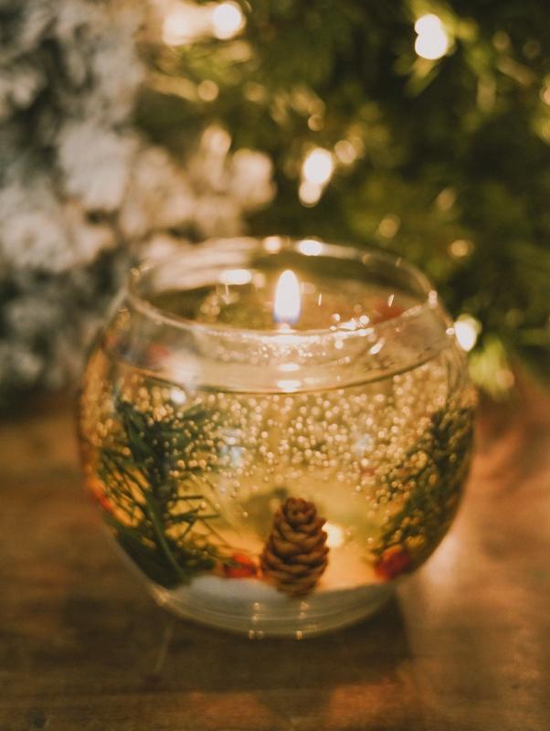 Winter Holiday Pine Gel Candle