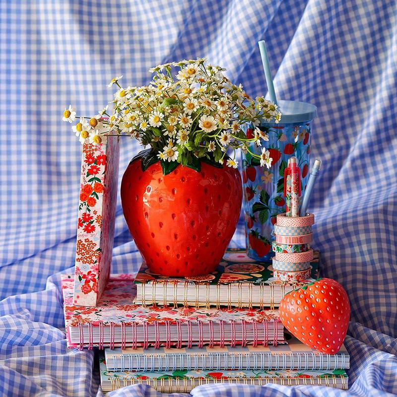 Strawberry Shaped Vase, Vintage Fruit Design Decorative Ceramic Vase, Decorative Flower Vase for Home Living Room Office