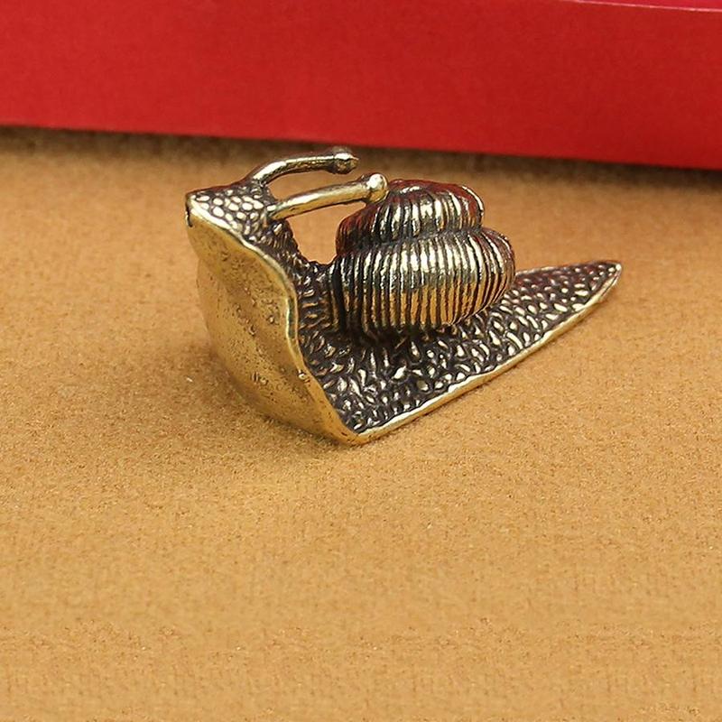 Creative Copper Snail Design Decoration Craft,  Decorating Copper Snail Ornament, Desk Decorations for Home Office, Gift Ideas