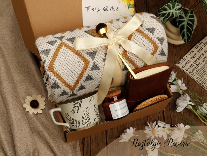 Luxury Fall Care Package, Autumn Gift Box, Hygge Gift Box, Spooky Season Gift, Self Care Gift Box, Birthday Gift, Fall Gift, Gift For Her