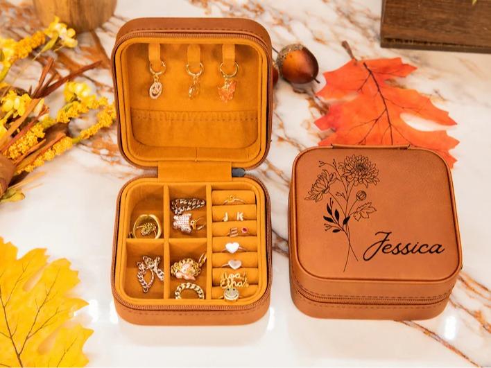 Birth Flower Jewelry Travel Case, Personalized Birthday Gift, Birth Month Flower Gift, Leather Jewelry Travel Case, Custom Jewelry Case Boxes Organiser