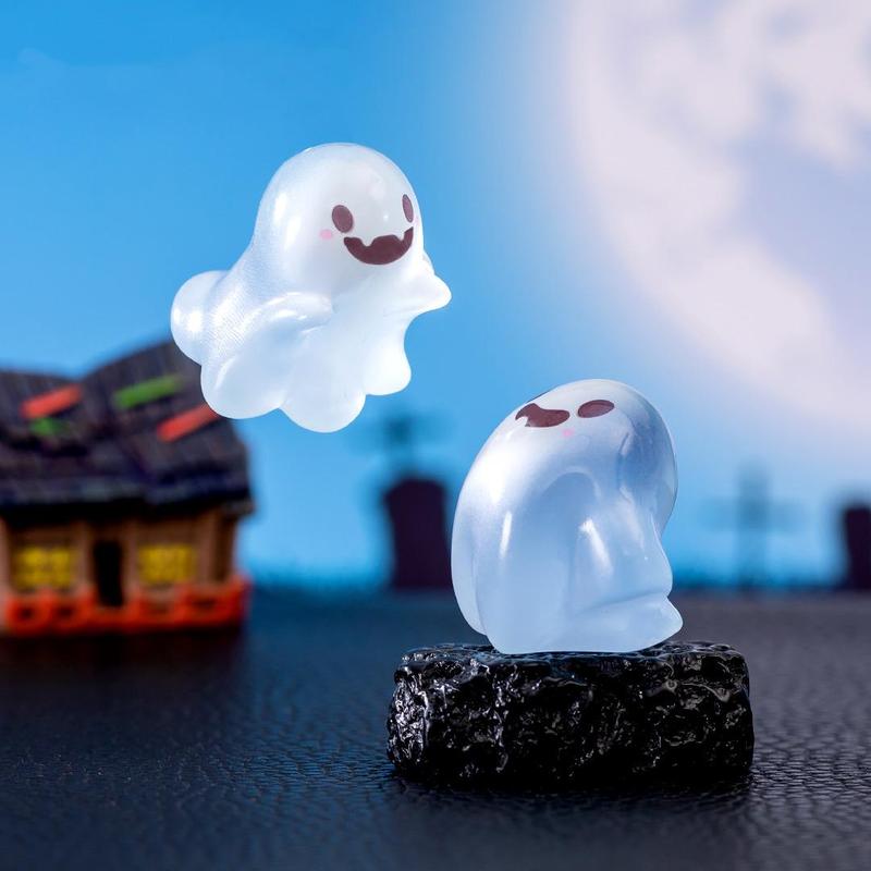 Creative Cute Cartoon Little Ghost Design Resin Ornament, 6 Counts set DIY Mini Resin Craft, Glow in The Dark Home Decor, Cute Decoration for Home & Office