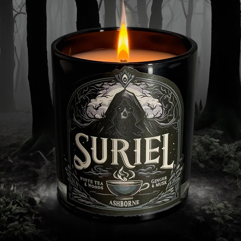 Suriel - ACOTAR inspired 8oz Scented Candle - White Tea, Woods, Ginger, Musk - Natural Coconut Wax - 35 h Burn Time - Premium Foil Label - Dark Decor