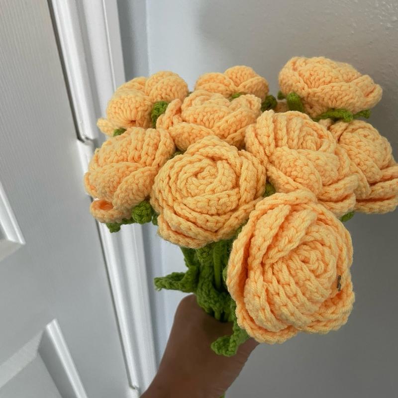 10 pcs Handmade Crochet Roses Gift Bouquet Present for Girlfriend Wife