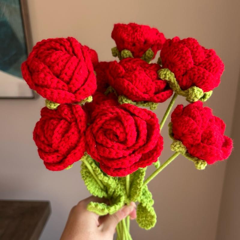 10 pcs Handmade Crochet Roses Gift Bouquet Present for Girlfriend Wife